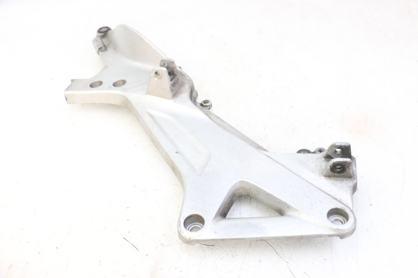 photo de SOPORTE ESTRIBERA DELANTERA IZQUIERDA HONDA ST PAN EUROPEAN 1300 (2002 - 2013) - Zoom estado de uso