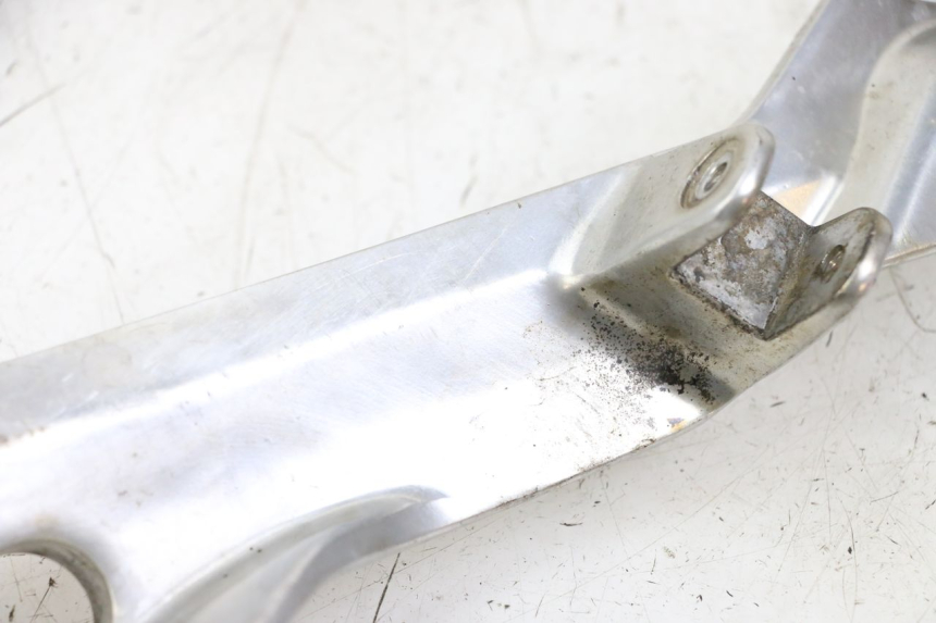 photo de SOPORTE ESTRIBERA DELANTERA IZQUIERDA YAMAHA TDM ABS 900 (2002 - 2014) - Detalle de la pieza
