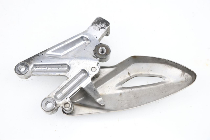 photo de SOPORTE ESTRIBERA DELANTERA IZQUIERDA TRIUMPH STREET TRIPLE 675 (2007 - 2012) - Zoom estado de uso