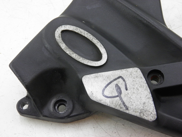 photo de SOPORTE ESTRIBERA DELANTERA IZQUIERDA TRIUMPH TROPHY 1200 (1996 - 2003) - Detalle de la pieza