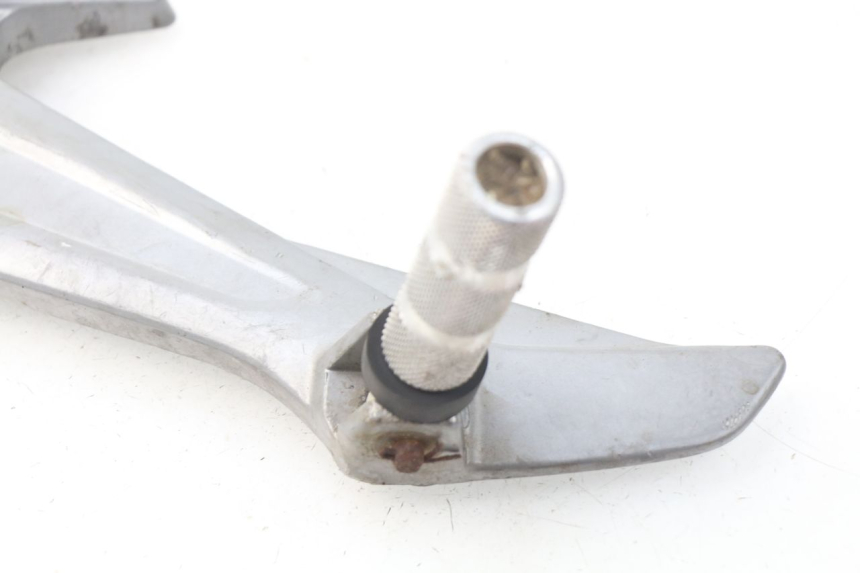 photo de SOPORTE ESTRIBERA DELANTERA IZQUIERDA HONDA XLV VARADERO 125 (2000 - 2006) - Vista general del producto