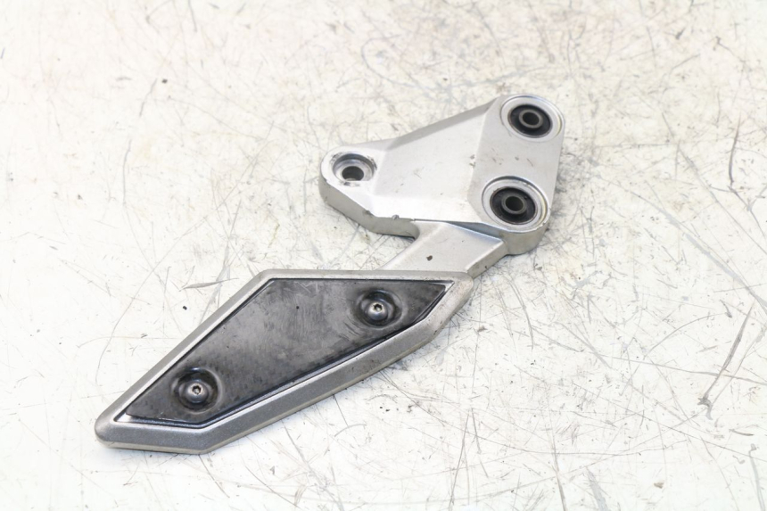 photo de SOPORTE ESTRIBERA DELANTERA IZQUIERDA YAMAHA FZ1 FAZER 1000 (2007 - 2009) - Otra perspectiva