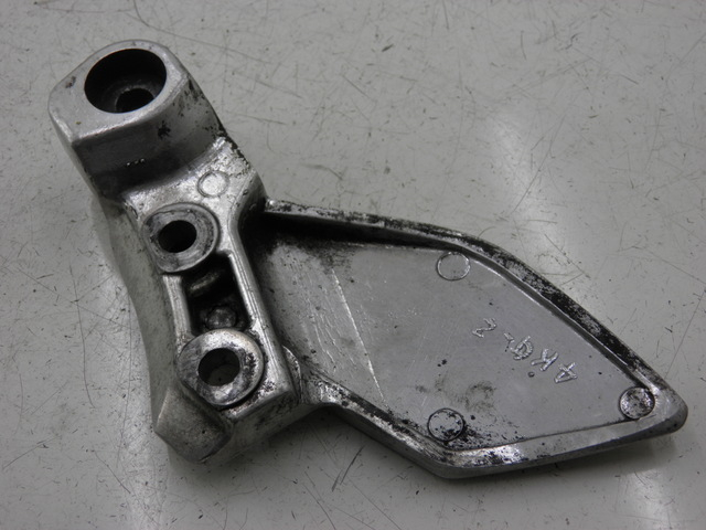 photo de SOPORTE ESTRIBERA DELANTERA IZQUIERDA YAMAHA XJR 1300 (1998 - 2002) - Detalle de la pieza