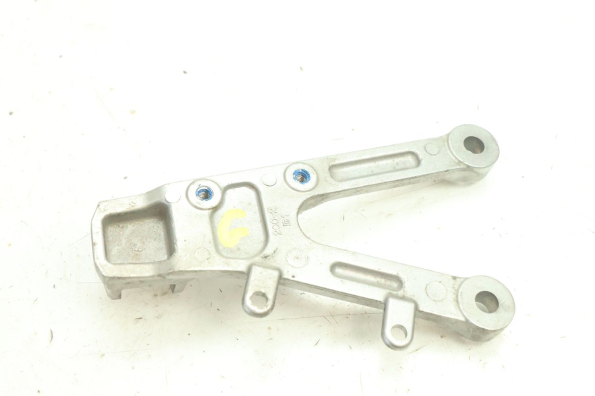 photo de SOPORTE ESTRIBERA DELANTERA IZQUIERDA YAMAHA YZF R6 600 (2008 - 2009) - Zoom estado de uso