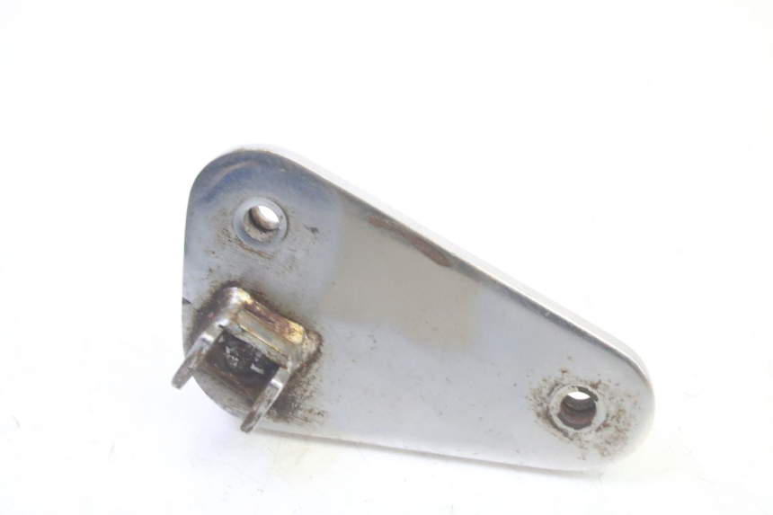 photo de SOPORTE ESTRIBERA DELANTERA IZQUIERDA KYMCO ZING 125 (1997 - 2003) - Detalle de la pieza