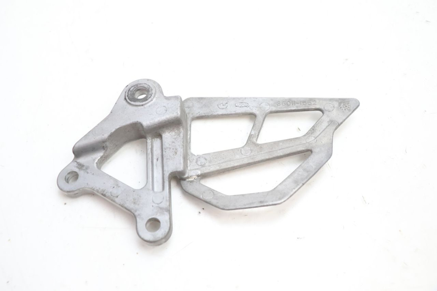 photo de SOPORTE ESTRIBERA DELANTERA IZQUIERDA KAWASAKI ZX-6R ZX6R 600 (1995 - 1997) - Otra perspectiva
