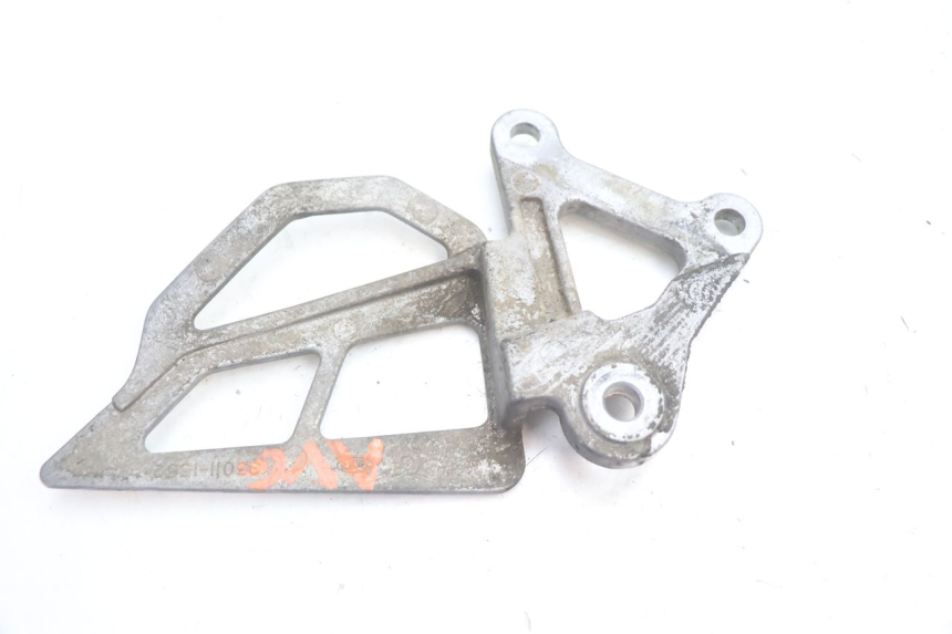 photo de SOPORTE ESTRIBERA DELANTERA IZQUIERDA KAWASAKI ZX-6R ZX6R 600 (1995 - 1997) - Primer plano técnico
