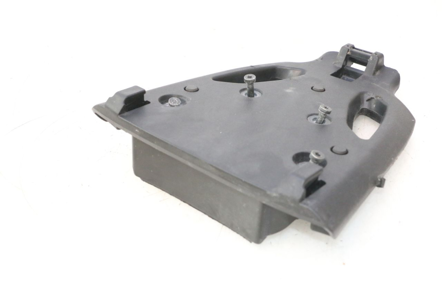 photo de SOPORTE PIAGGIO MP3 HPE 530 (2022 - 2026) - Recambio usado revisado