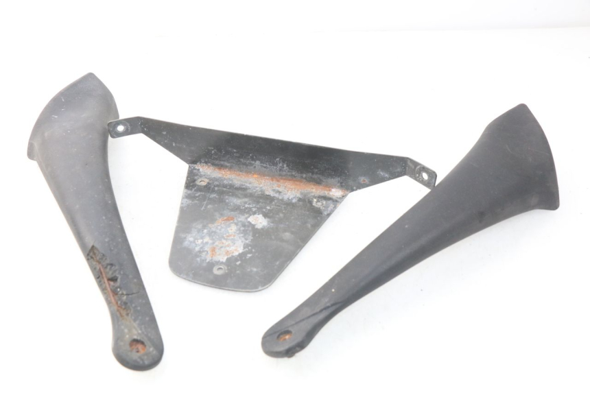 photo de SOPORTE PIAGGIO SKIPPER 125 (2000 - 2004) - Detalles de los puntos de fijación