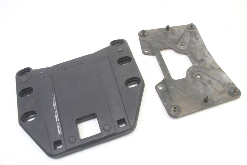 photo de SOPORTE HONDA ST PAN EUROPEAN 1300 (2002 - 2013) - Detalle de la pieza
