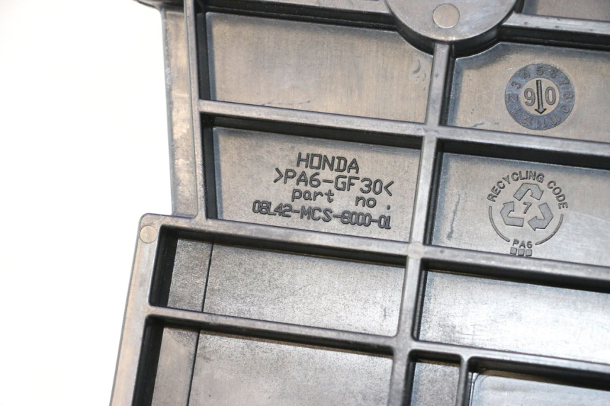 photo de SOPORTE HONDA XLV VARADERO 125 (2007 - 2012) - Primer plano técnico