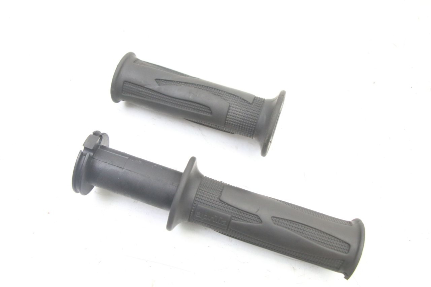 photo de PUñO DEL ACELERADOR APRILIA ATLANTIC 125 (2003 - 2009) - Vista principal