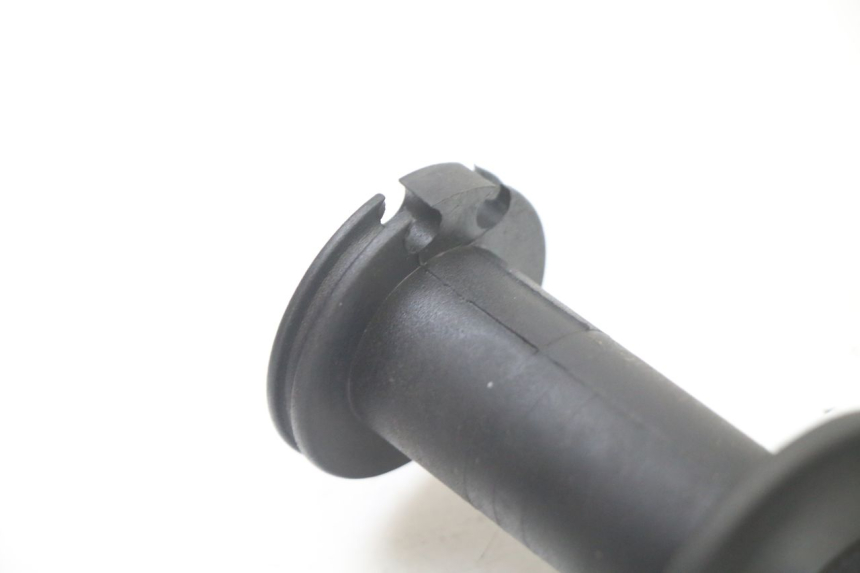 photo de PUñO DEL ACELERADOR APRILIA ATLANTIC 125 (2003 - 2009) - Otra perspectiva