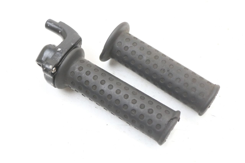 photo de ACELERADOR APRILIA SR MOTARD 50 (2012 - 2018) - Detalle de la pieza