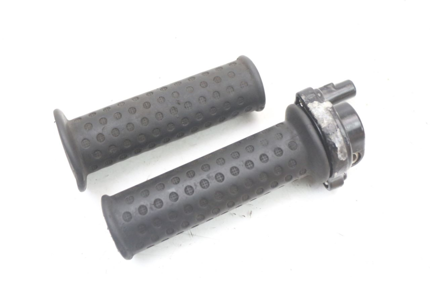 photo de ACELERADOR APRILIA SR MOTARD 50 (2012 - 2018) - Otra perspectiva