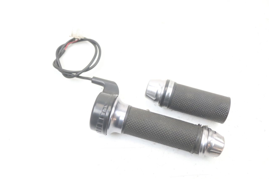 photo de ACELERADOR EBROH BRAVO GLE 1 (2020 - 2024) - Vista principal