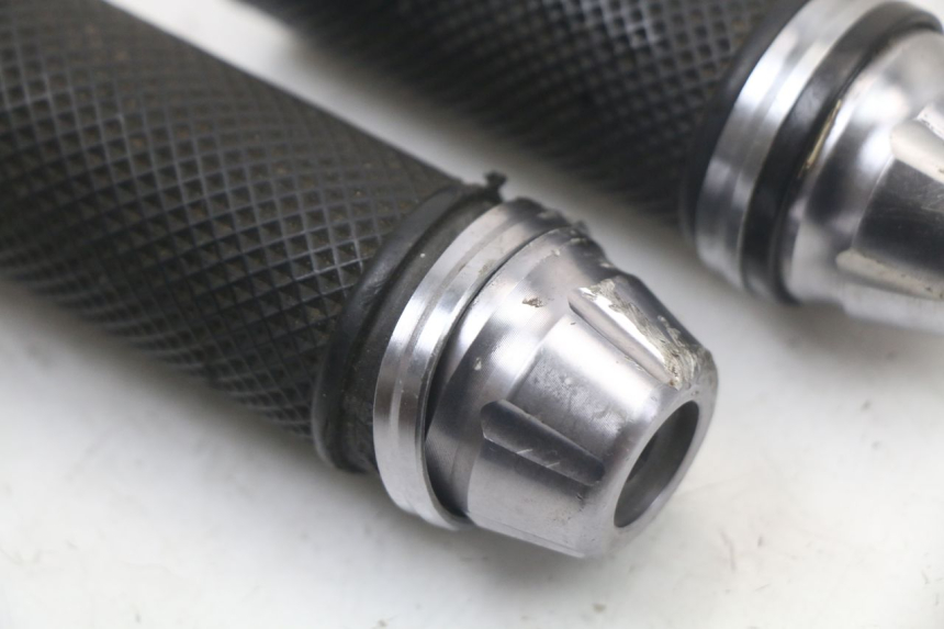 photo de ACELERADOR EBROH BRAVO GLE 1 (2020 - 2024) - Primer plano técnico