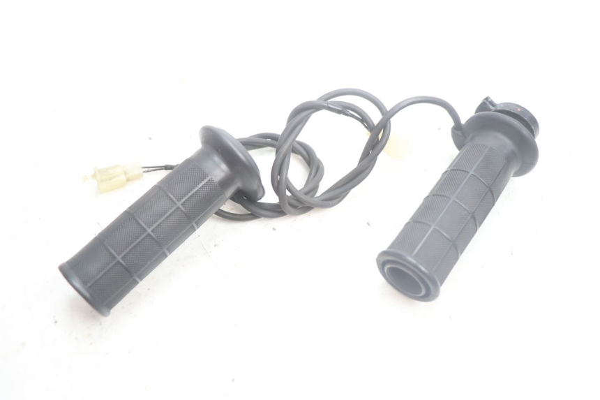 photo de ACELERADOR SUZUKI BURGMAN EXECUTIVE ABS 650 (2006 - 2012) - Recambio usado revisado