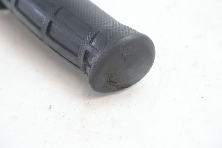 photo de ACELERADOR YAMAHA BW'S BWS 125 (2010 - 2013) - Detalles de los puntos de fijación