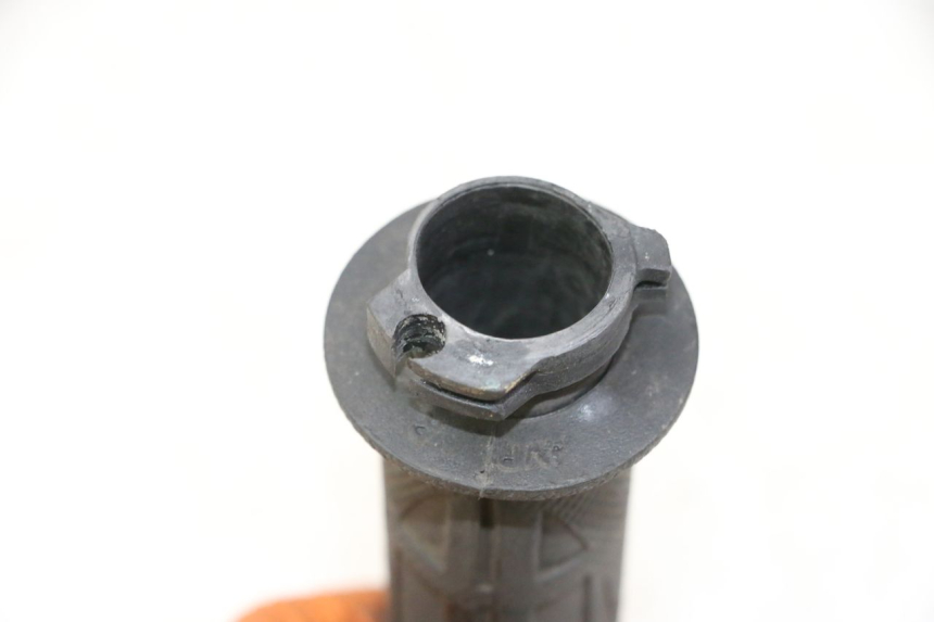 photo de ACELERADOR YAMAHA BW'S 100 (1999 - 2002) - Otra perspectiva