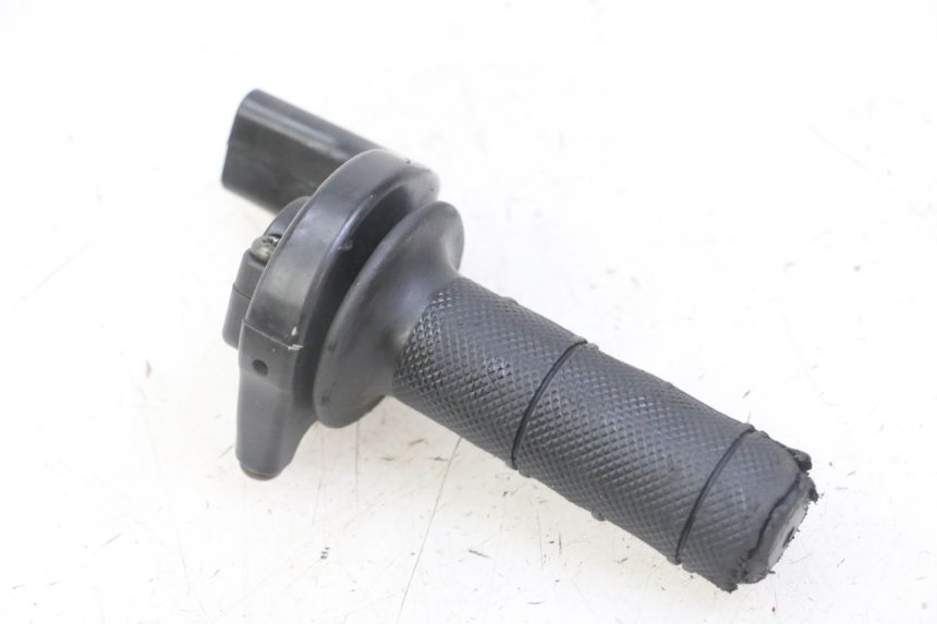 photo de ACELERADOR HONDA CRF-F CRF F 110 (2019 - 2022) - Detalles de los puntos de fijación