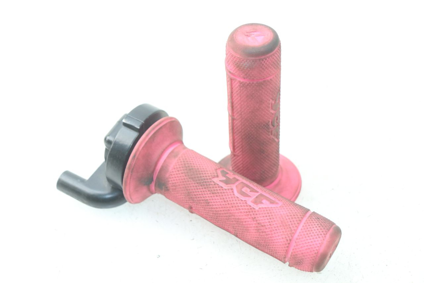 photo de PUñO DEL ACELERADOR CCR DIRT BIKE 125 - Vista principal