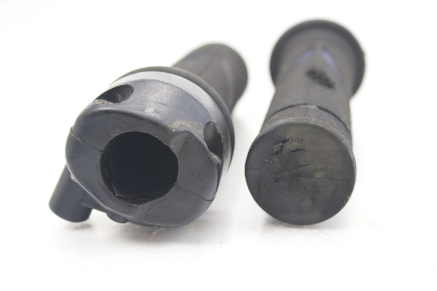 photo de PUñO DEL ACELERADOR XTRM FACTORY DIRTBIKE BSE 150 - Zoom estado de uso