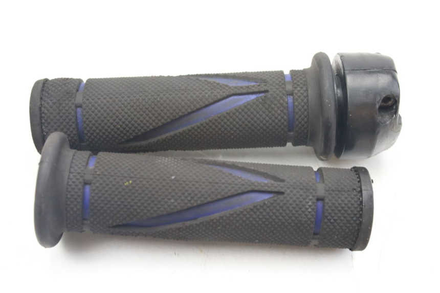 photo de PUñO DEL ACELERADOR XTRM FACTORY DIRTBIKE BSE 150 - Otra perspectiva