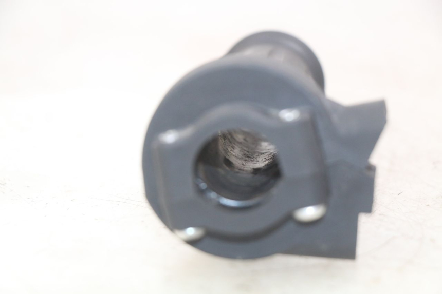 photo de PUñO DEL ACELERADOR YAMAHA D'ELIGHT DELIGHT 125 (2017 - 2020) - Detalle de la pieza