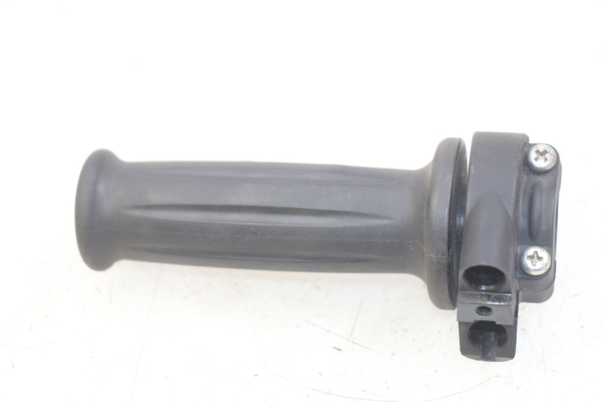 photo de PUñO DEL ACELERADOR YAMAHA D'ELIGHT DELIGHT 125 (2017 - 2020) - Zoom estado de uso