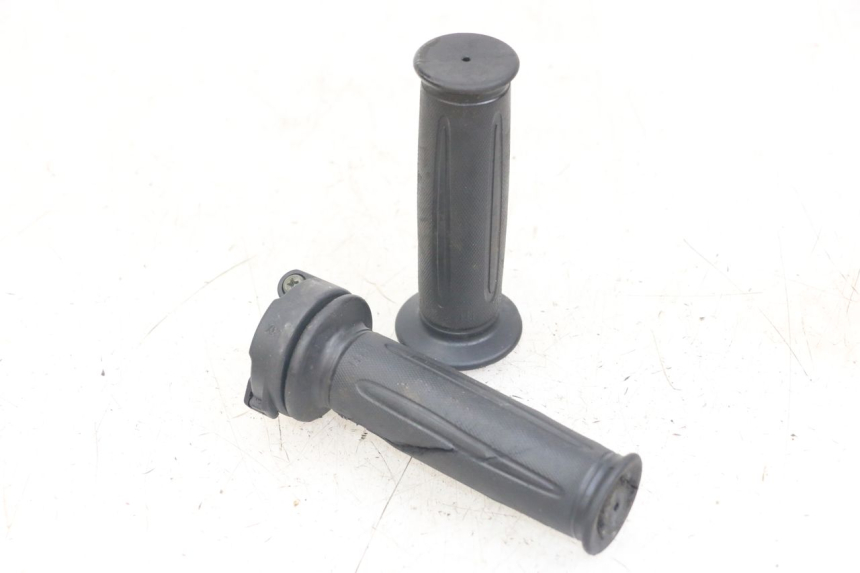 photo de MANGO DEL ACELERADOR SYM FIDDLE 3 III 125 (2014 - 2020) - Vista principal