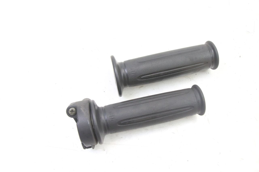 photo de MANGO DEL ACELERADOR SYM FIDDLE 3 III 125 (2014 - 2020) - Vista principal