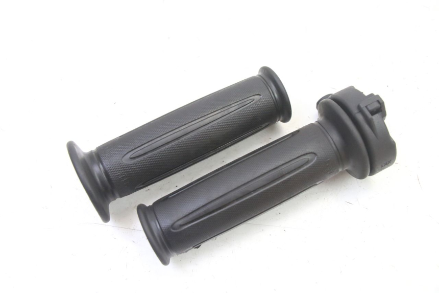 photo de ACELERADOR SYM FIDDLE 3 III 50 (2014 - 2020) - Primer plano técnico