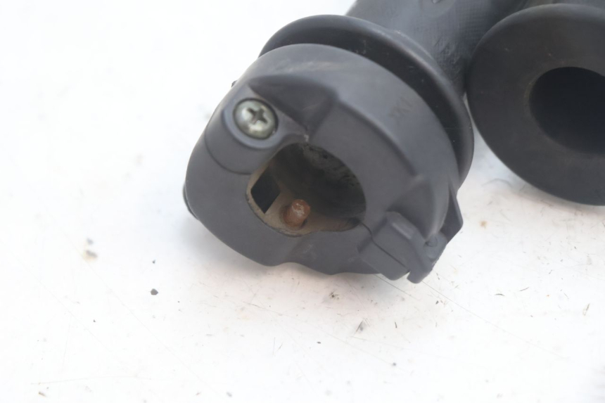 photo de ACELERADOR SYM FIDDLE 3 III 50 (2014 - 2020) - Zoom estado de uso