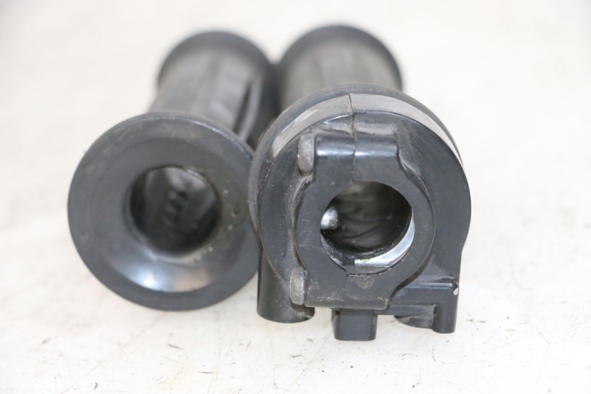 photo de ACELERADOR MBK FLIPPER 115 (2013 - 2017) - Primer plano técnico