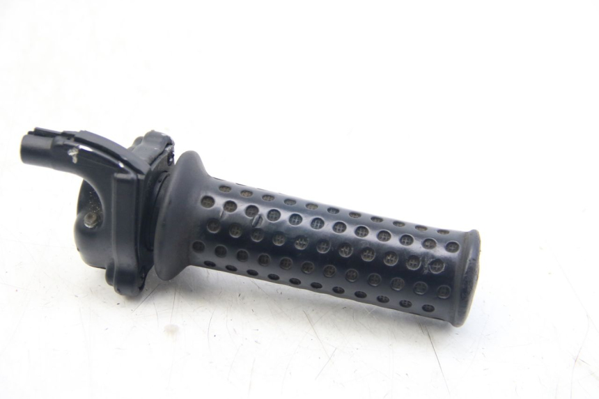 photo de PUñO DEL ACELERADOR PIAGGIO FLY 2T 50 (2004 - 2017) - Detalle de la pieza