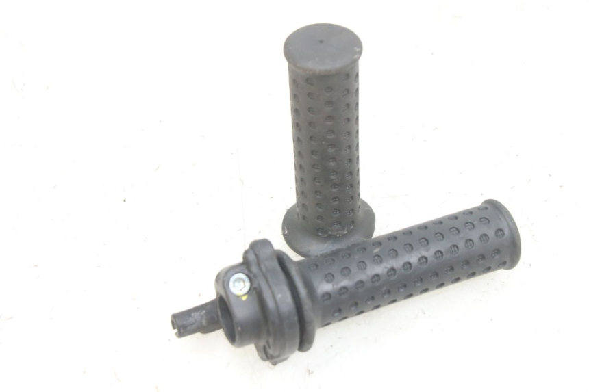 photo de PUñO DEL ACELERADOR PIAGGIO FLY 125 (2005 - 2012) - Vista principal