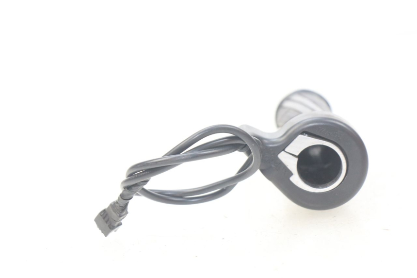 photo de PUñO DEL ACELERADOR EUROCKA GREEN 1 - Detalle de la pieza