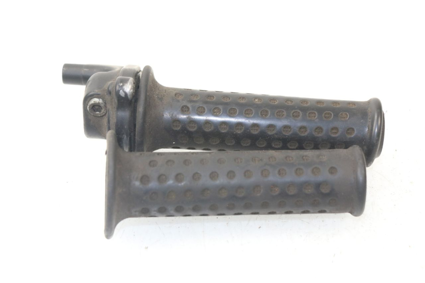 photo de ACELERADOR PIAGGIO HEXAGON LX4 125 (1998 - 2001) - Zoom estado de uso