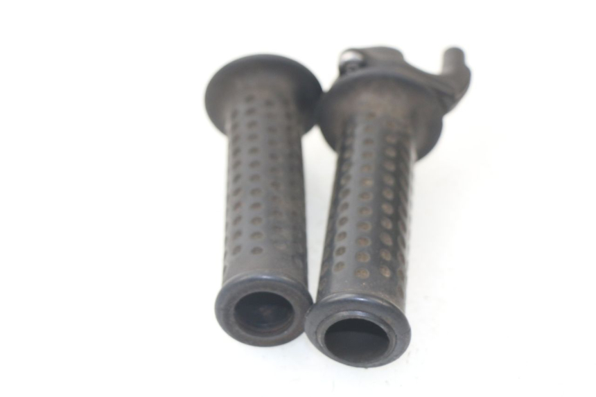 photo de ACELERADOR PIAGGIO HEXAGON LX4 125 (1998 - 2001) - Otra perspectiva