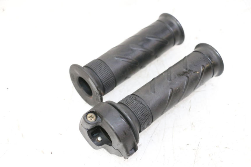 photo de ACELERADOR DAELIM HISTORY 125 (2001 - 2002) - Zoom estado de uso