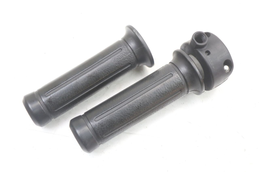 photo de ACELERADOR HONDA NES AROBASE 125 (2000 - 2003) - Primer plano técnico