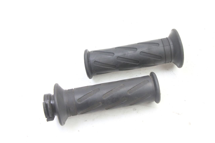 photo de ACELERADOR PEUGEOT KISBEE 2T 50 (2018 - 2022) - Vista principal