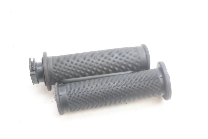 photo de PUñO DEL ACELERADOR PEUGEOT KISBEE 4T 50 (2010 - 2017) - Vista principal