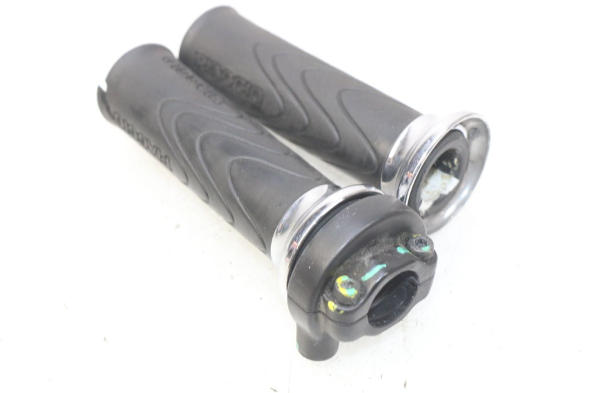 photo de PUñO DEL ACELERADOR PIAGGIO LIBERTY IGET 4T 50 (2015 - 2020) - Otra perspectiva