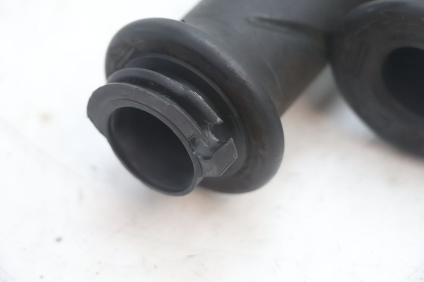 photo de PUñO DEL ACELERADOR PEUGEOT LUDIX 50 (2005 - 2007) - Zoom estado de uso