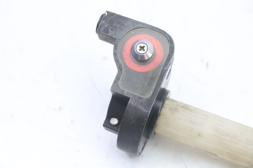 photo de ACELERADOR MBK X-LIMIT XLIMIT 50 (2007 - 2012) - Detalle de la pieza