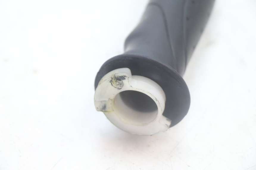 photo de ACELERADOR SYM MIO 50 (2005 - 2010) - Detalle de la pieza