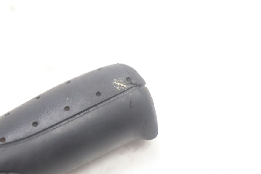photo de ACELERADOR SYM MIO 50 (2005 - 2010) - Otra perspectiva