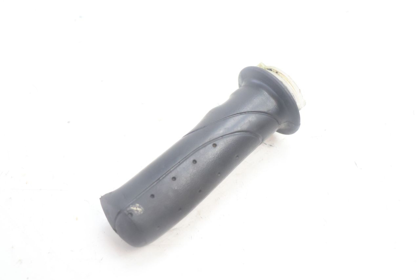 photo de ACELERADOR SYM MIO 50 (2005 - 2010) - Primer plano técnico